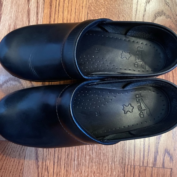 Dansko Professional Black Leather Clogs 39 - Picture 7 of 7